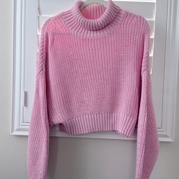 Banana Republic Light Pink Turtleneck Sweater - Picture 1 of 2